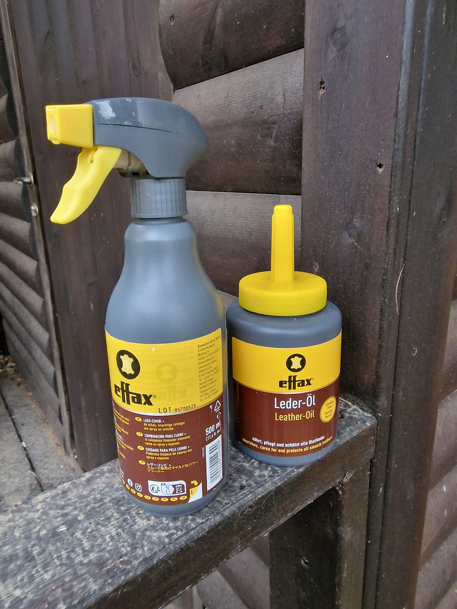 ערכת תחזוקת אוכף, וכל אביזרי העור