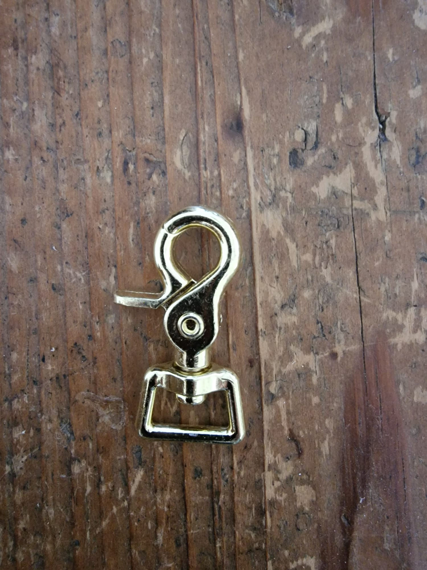 שאקל קליפס קרבין מרובע 'תוכי" לחיבור מהיר -צבע זהב