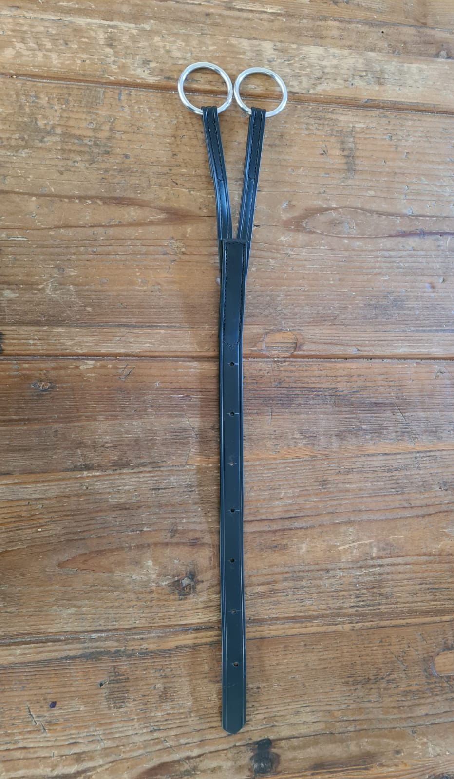 תמונה ממוזערת: מרטינגל   ( Martingale) לסוס כרכרה