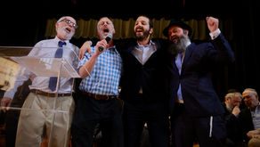 Hundreds turn out to support rabbi after multiple fires at home