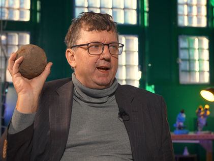 “Ik was gek op detectives” Historicus Lammert Doedens over speuren in het verleden en het mysterie rond Graaf Adolf
