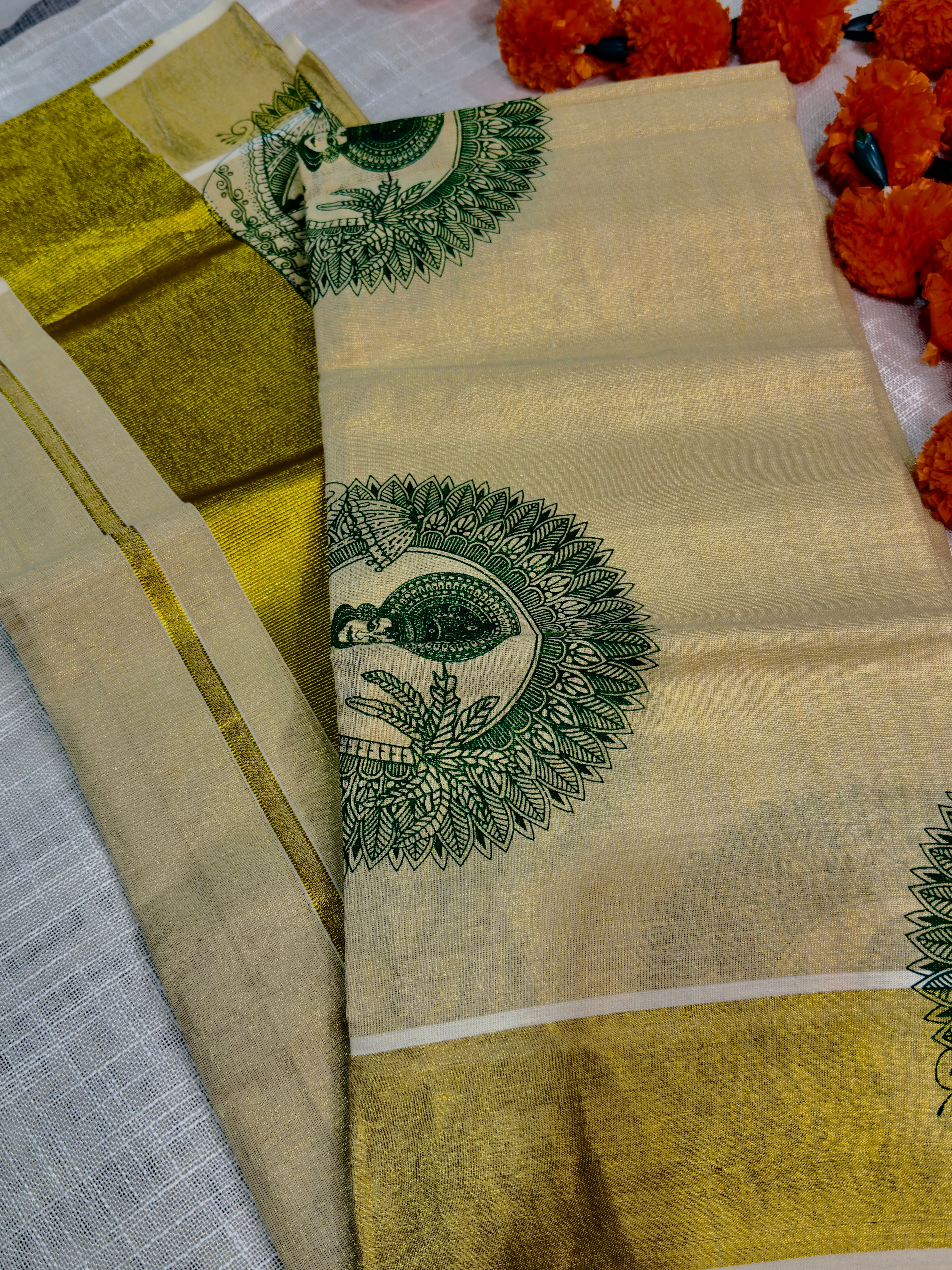 Hiranmayi - Green kathakali print Tissue kasavu Set Mundu
