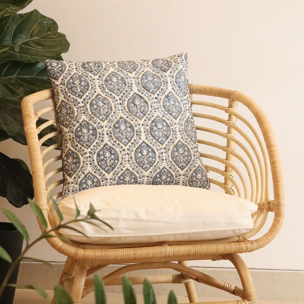 Morning Dew - Water resistant, Quilted Outdoor Cushion Cover