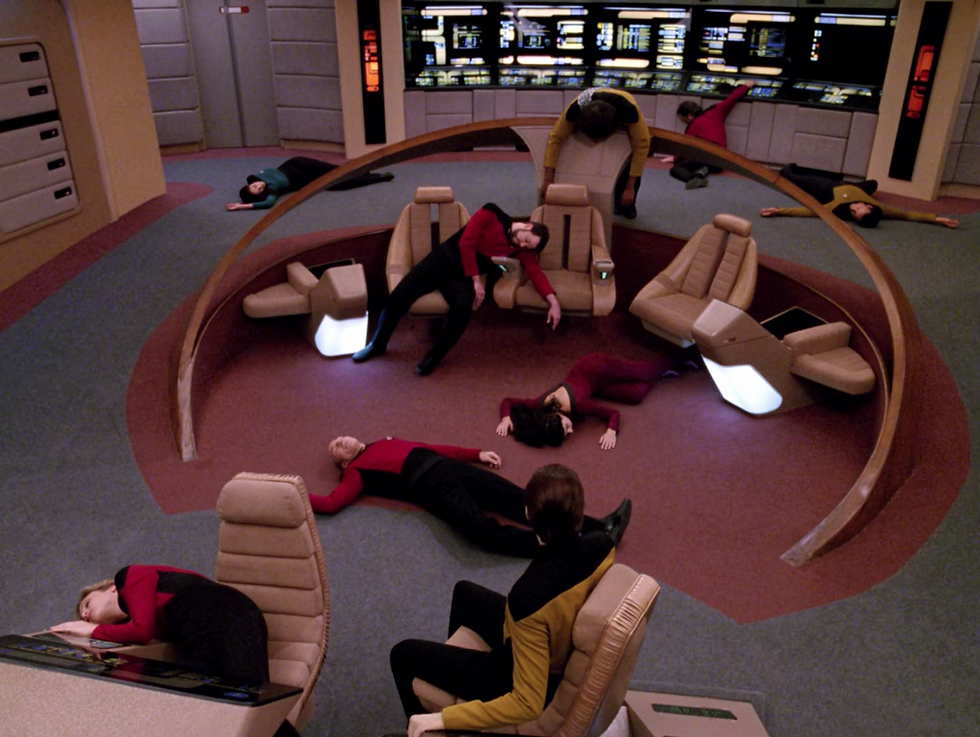 Star Trek: The Next Generation - Clues - Season 4 Episode 14