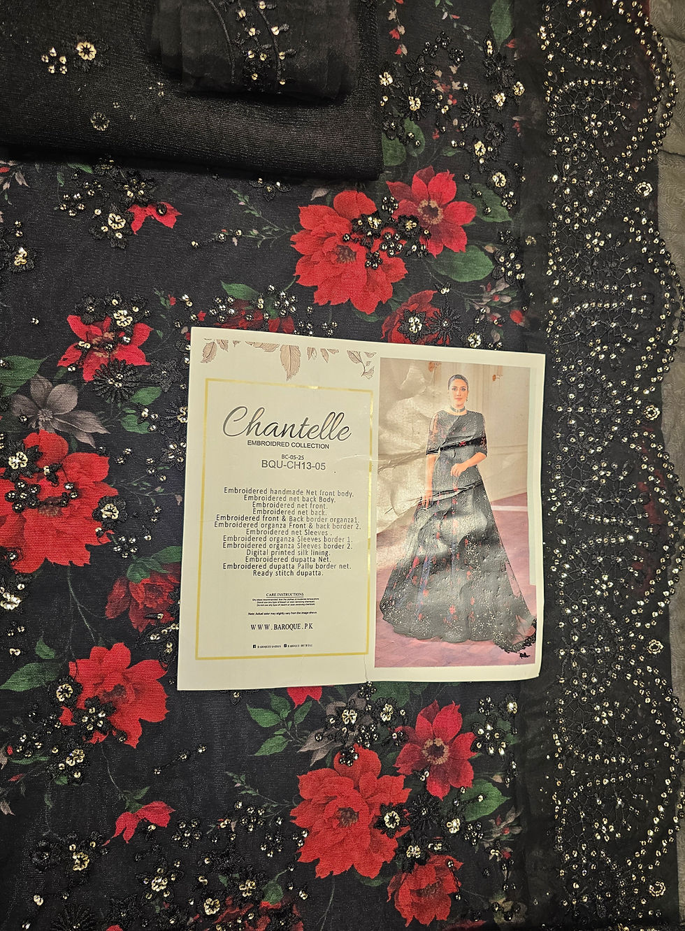 Thumbnail: Baroque Chantelle Party Wear Maxi black Rose