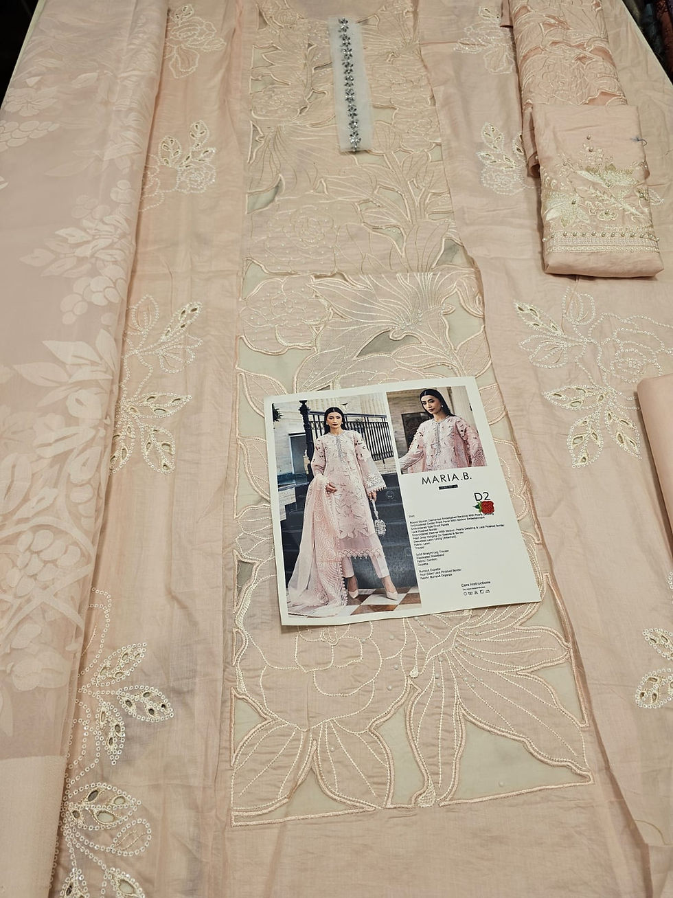 Thumbnail: Mariab Luxury Lawn 2026 Eid ul Azha Hit Code D2