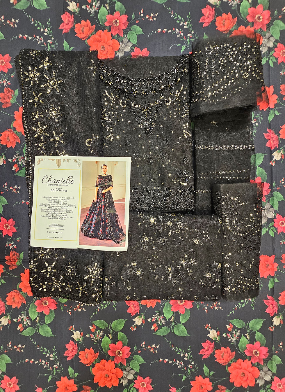 Thumbnail: Baroque Chantelle Party Wear Maxi black Rose