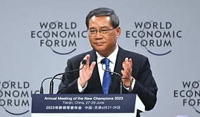 Li Qiang China's premier criticises west's de-risking drive at 'Summer Davos.jpg