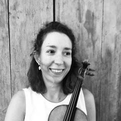 Emilie Weibel, Violon