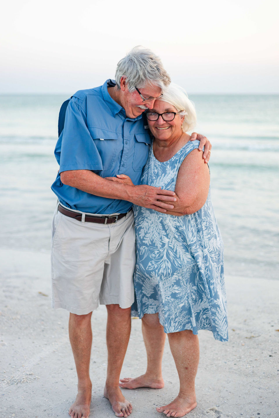 #floridaphotographer #floridaengagementphotographer #floridacouplephotographer #floridacouple #flphotographer #floridafamilyphotographer #floridaengagement #floridaelopement #couplebeachsession #couplebeachphotoshoot #tampabay #tampabayphotographer #engaged #ringlingwedding #theringlingwedding #ringlingsarasotawedding 