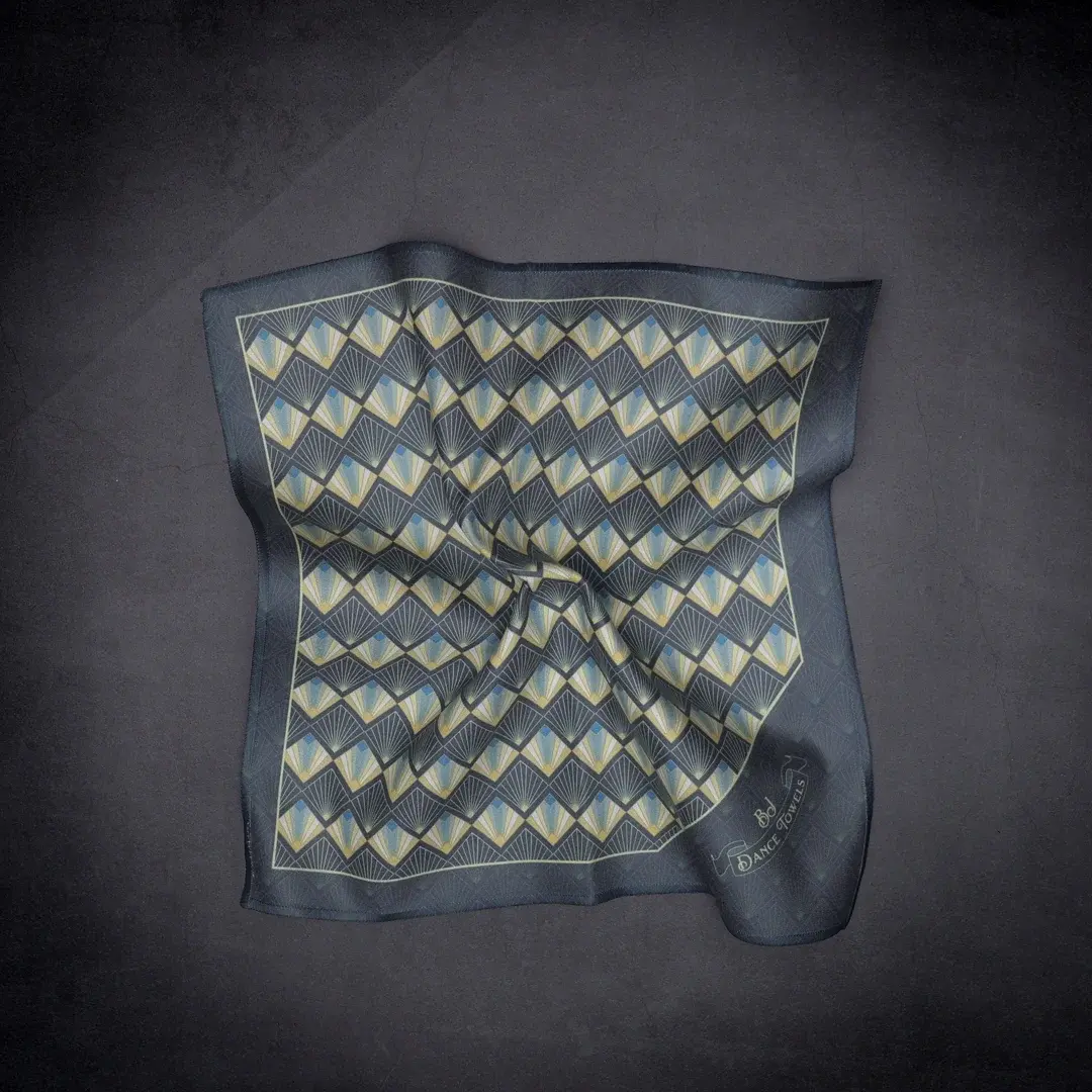 Serviette pocket Jay Gatsby gris bleu beige Art Déco — BJ Dance Towels danse swing