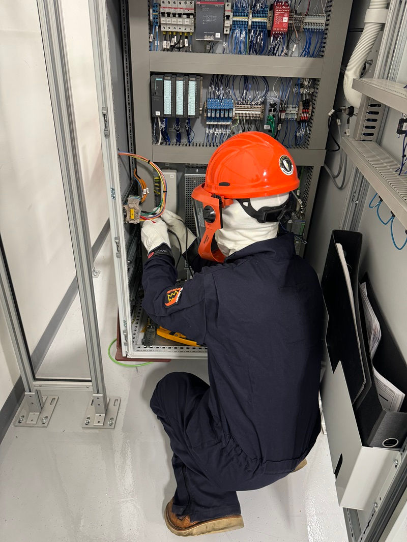 Electrical Safety for the Qualified Electrical Worker (ESQEW) with Shermco