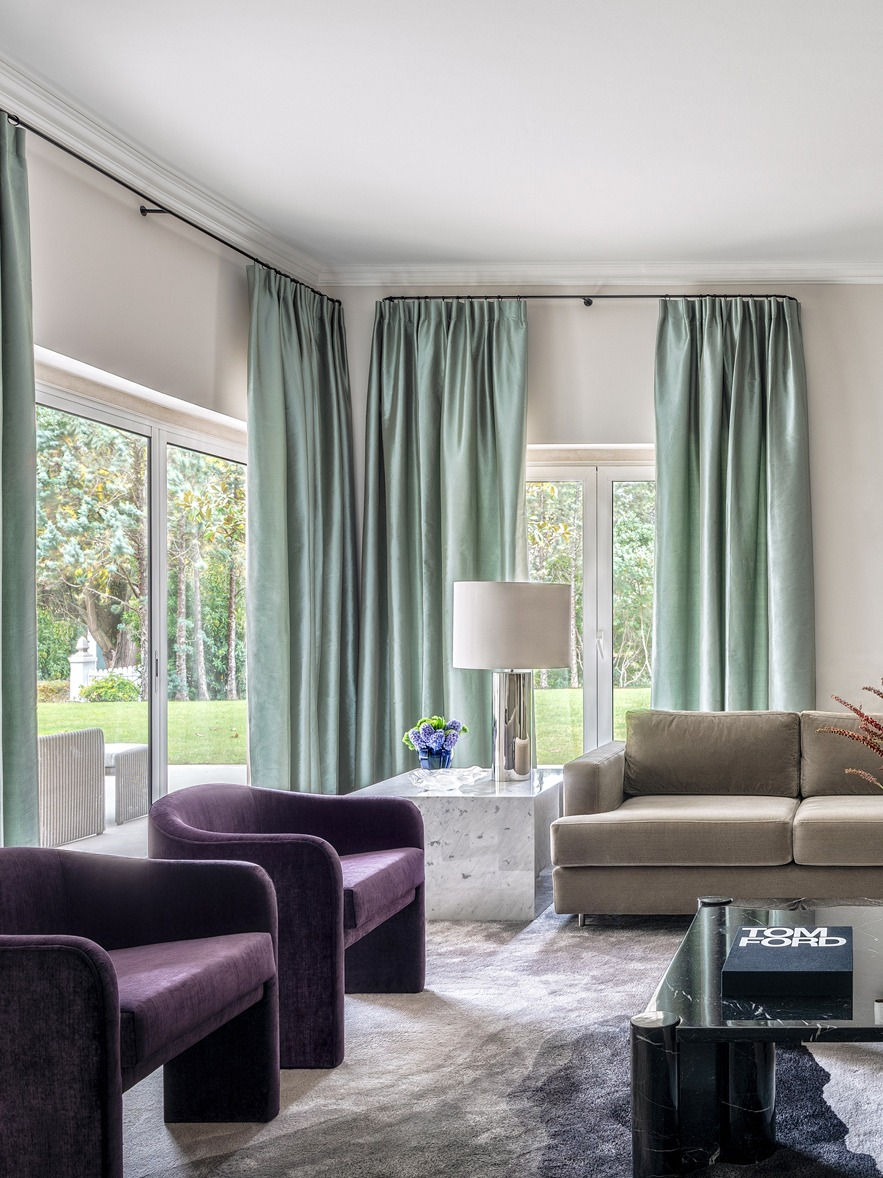 rèm cửa màu xanh ngọc