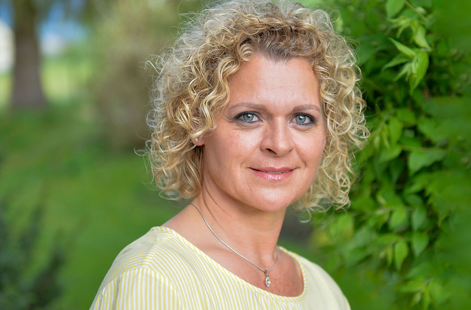 Portrait_Claudia_web.jpg
