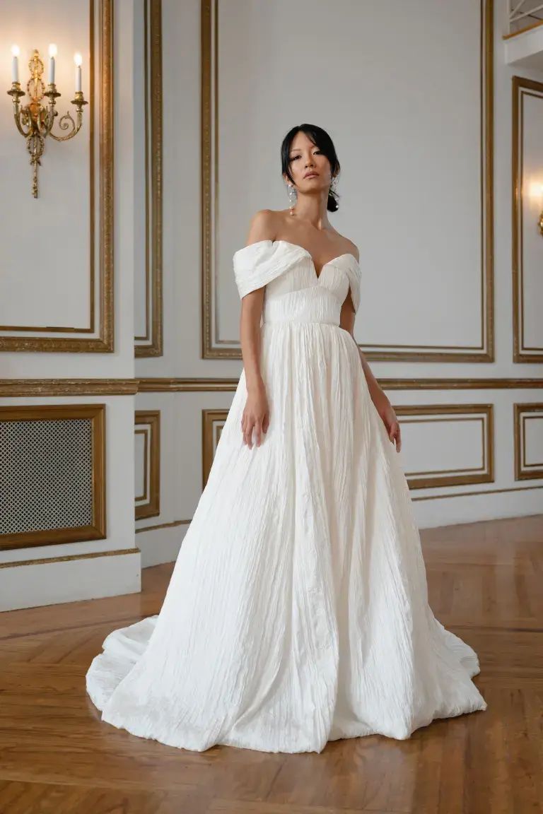 Thumbnail: Farrow by Jenny Yoo