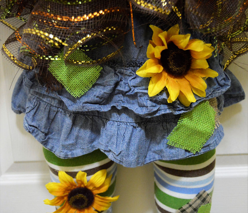 Thumbnail: Female Scarecrow Wreath