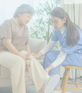 Senior resident receiving comprehensive healthcare services