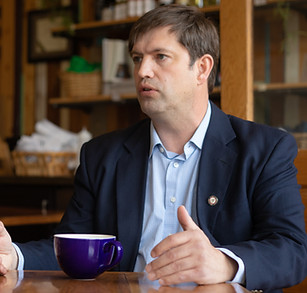 Interview with Dan Ahlers