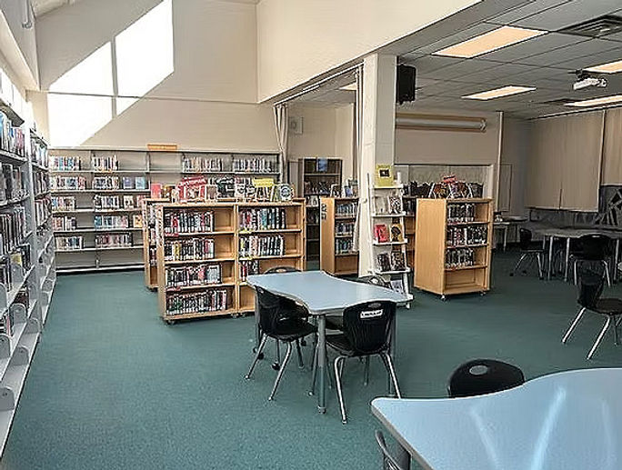 Screenshot 2025-10-28 at 2.01_edited.jpg