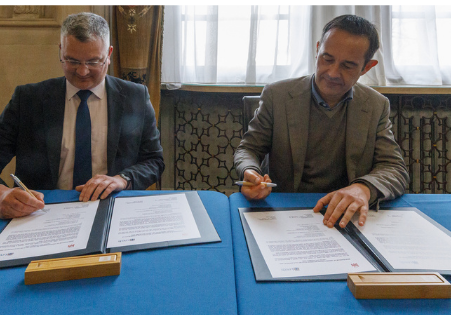 Leeds strengthens French connection as it renews twin city link with Lille