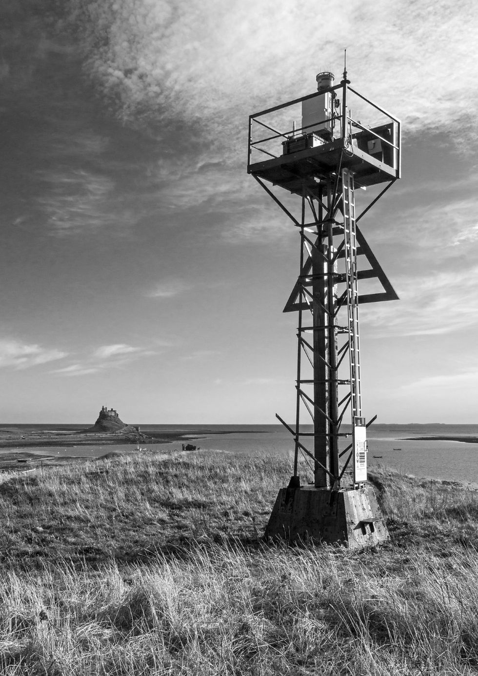 Castle and tower - Lindisfarne Oct 2019 (Large)