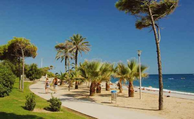 PINEDA DE MAR.jpg
