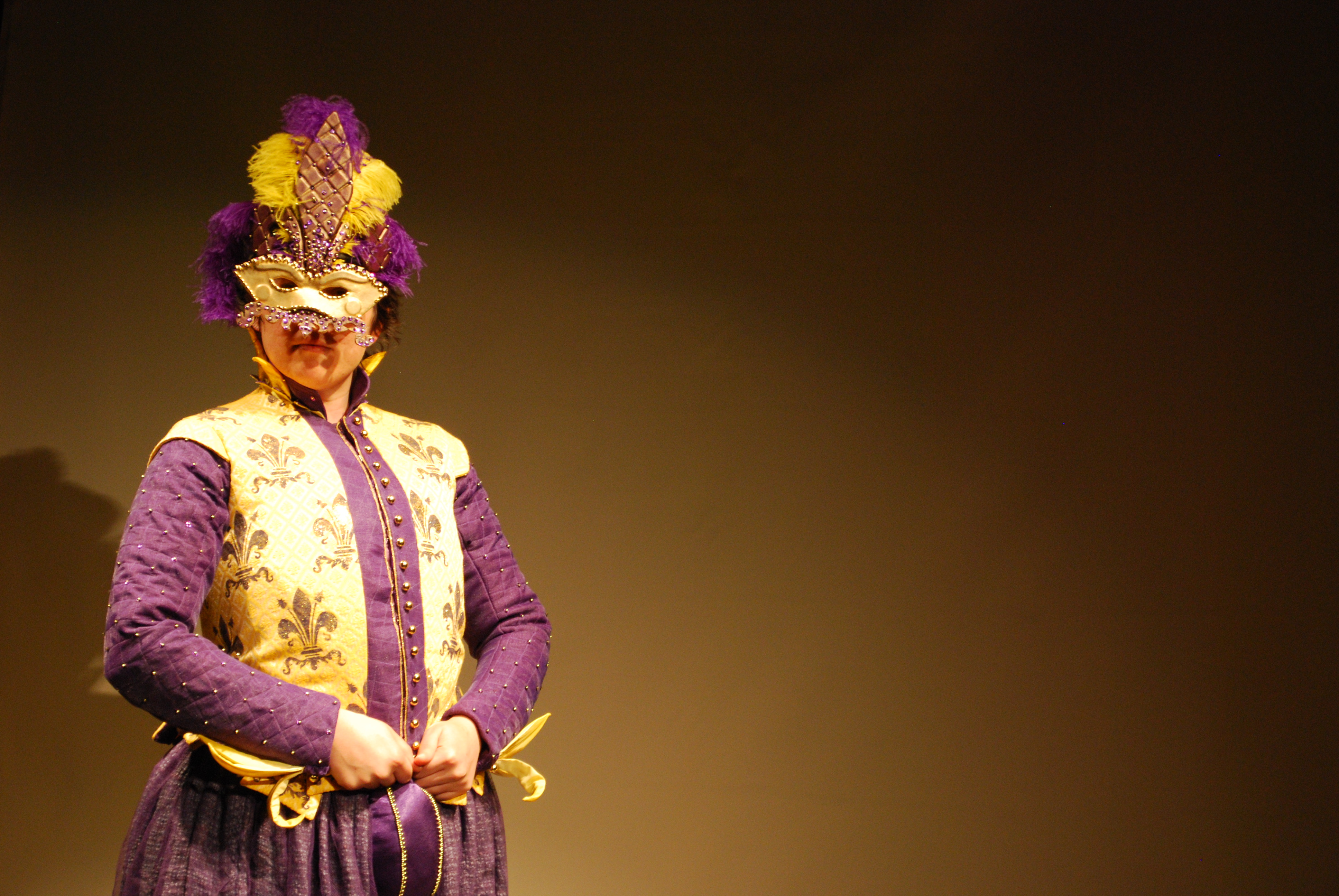 1608 Mens' Cutting for Opera
