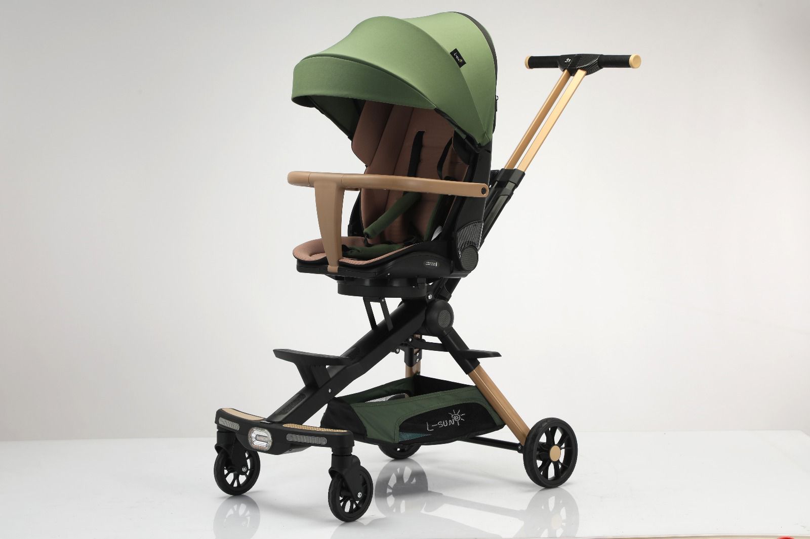 Carucior sport Compatibil Avion,scaun reversibil, pliabil compact,tip troller