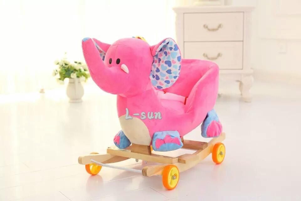 Balansoar cu spatar si muzica , Functie de mergator si balansoar elefantel roz