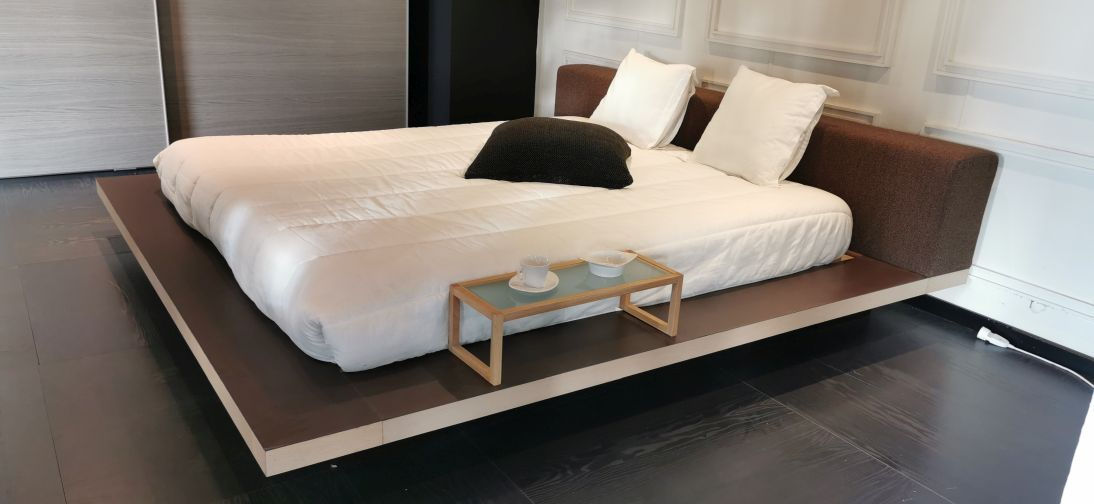 ZN11 Letto rovere naturale cuoio e tessuto Olivieri