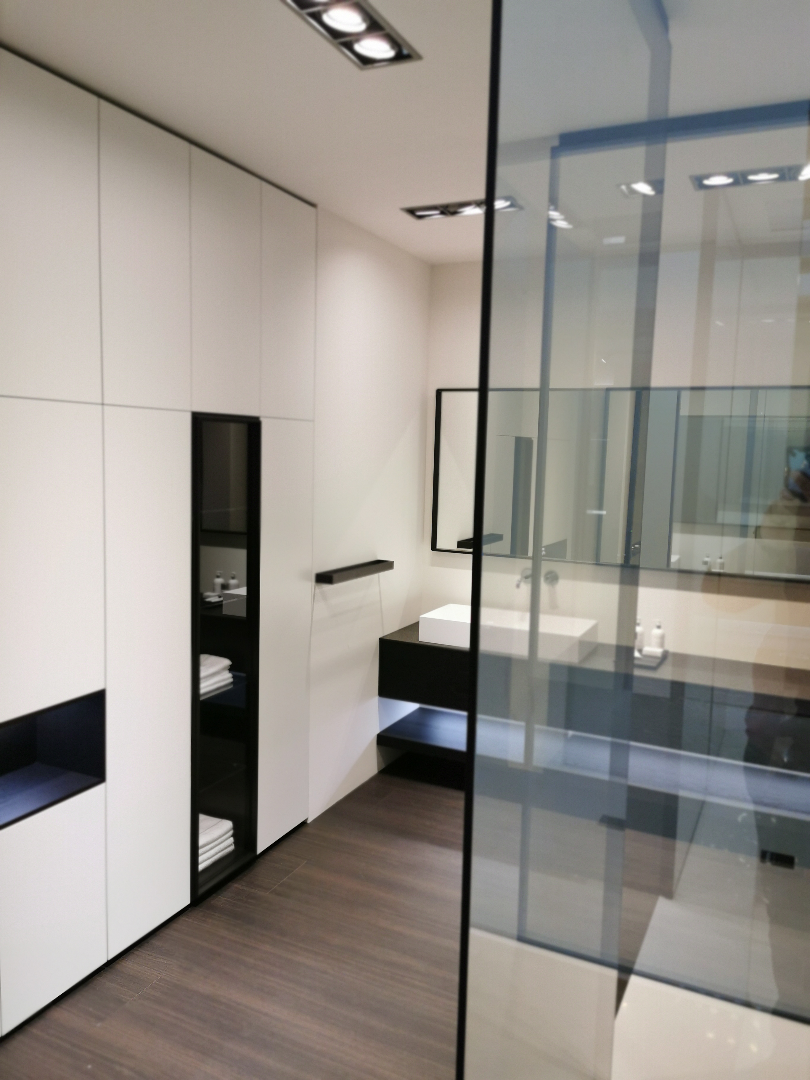 Armadio e bagno