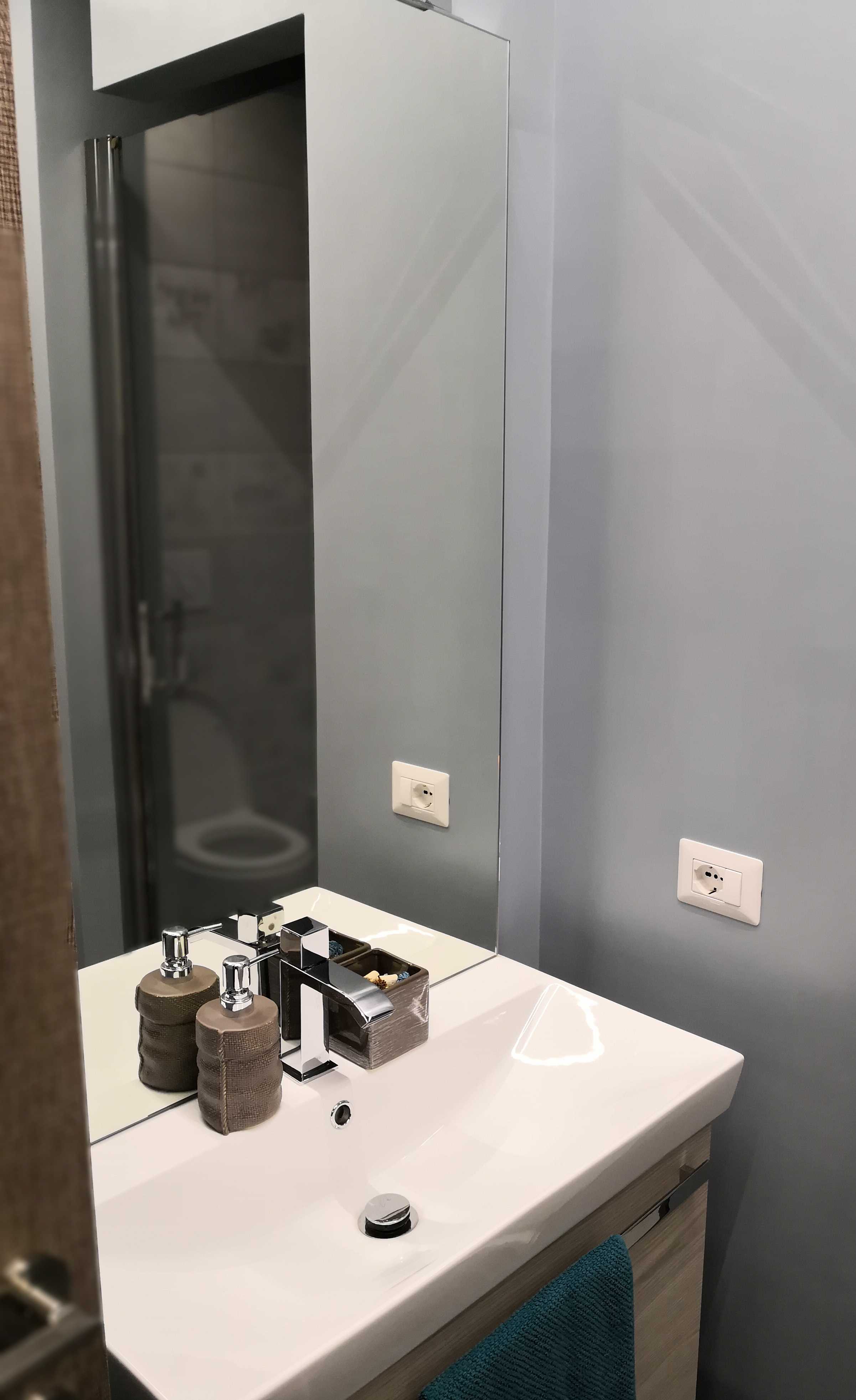 Bagno in vernice