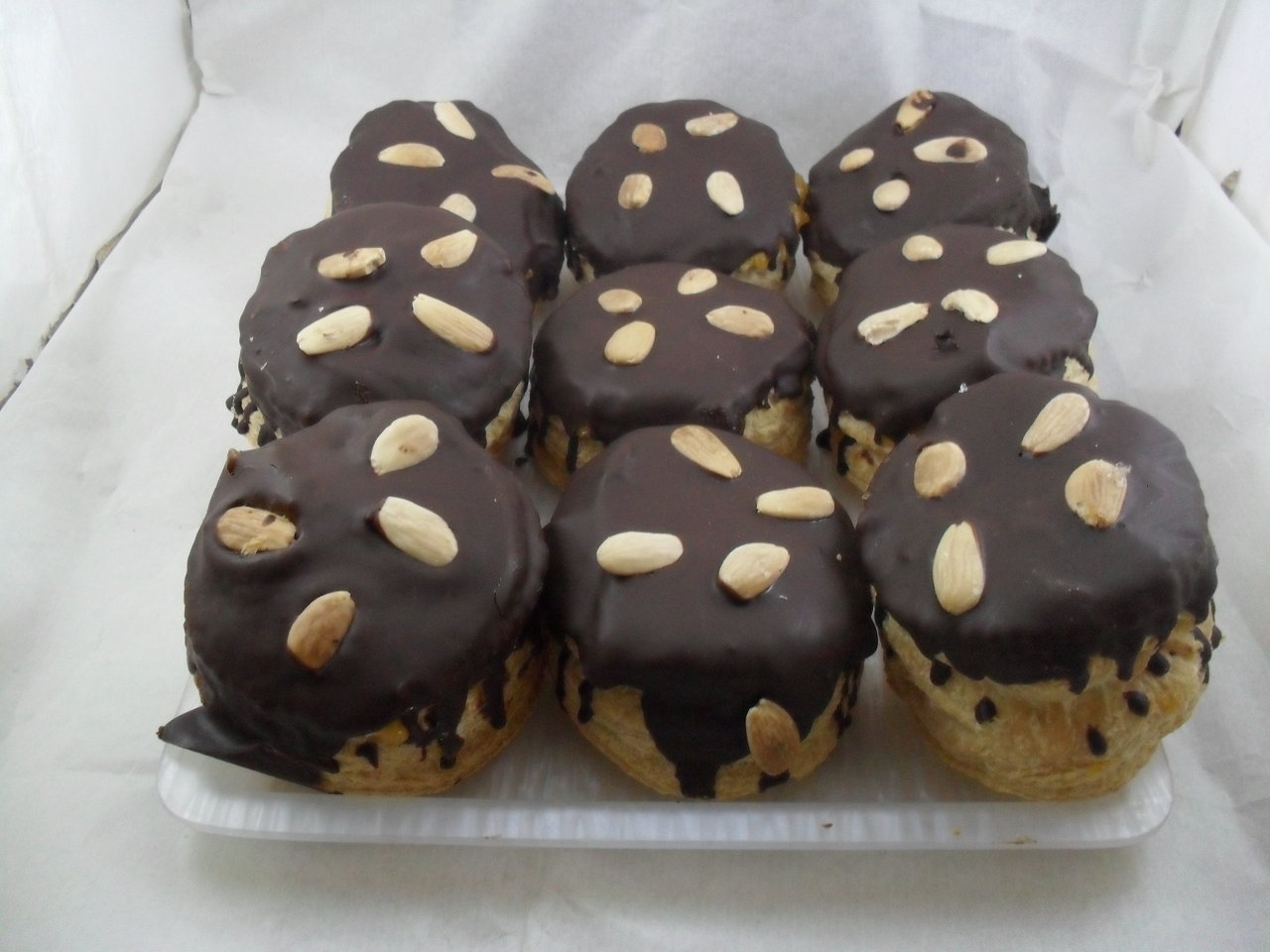 bobon de choco y almendras.