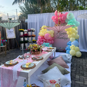 Outdoor Birthday Decor