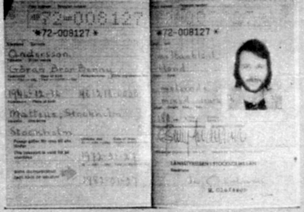 bennypassport.jpg