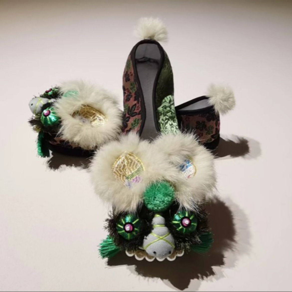 Black and Green Dark Pattern Tiger Toe Shoes