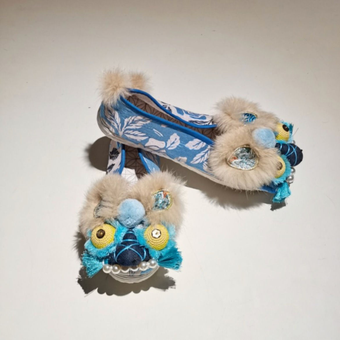 Peacock Blue Tiger Head Shoes