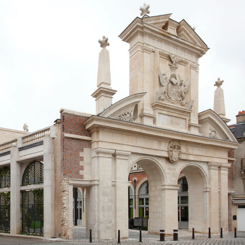 Travaux de restauration de la Porte Saint-Nicolas à Nancy.