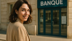 Femme fichée FICP qui a l'espoir de voir son crédit accepté suite à la réforme qui entrera en vigueur en 2026