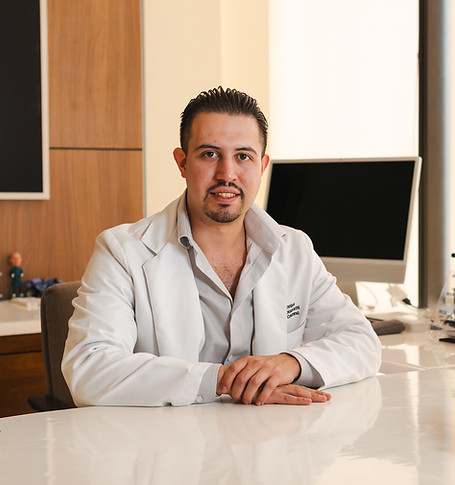 Dr.Enrique-3.jpg
