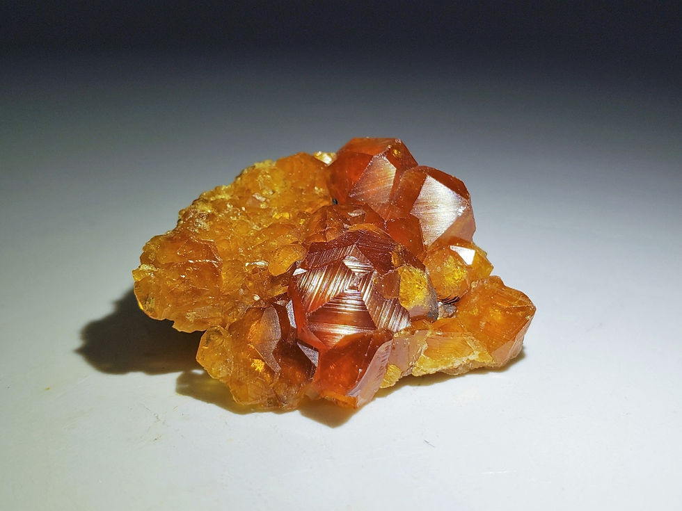 Spessartine Garnets on Feldspar from Wushan Mine