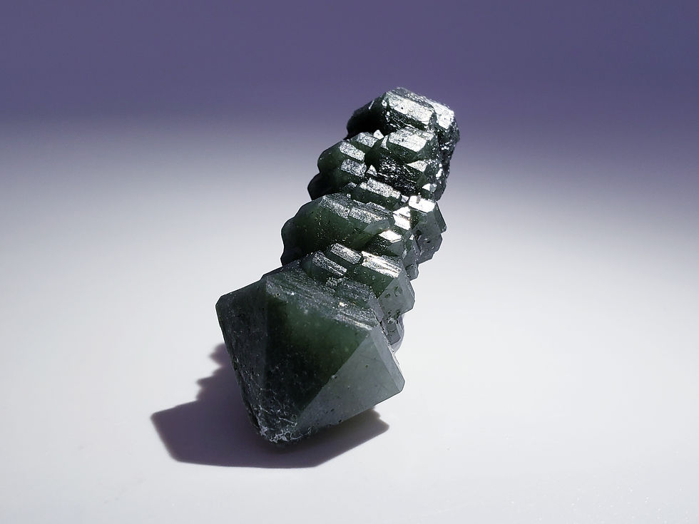 Thumbnail: Quartz with Hedenbergite Inclusions from Inner Mongolia