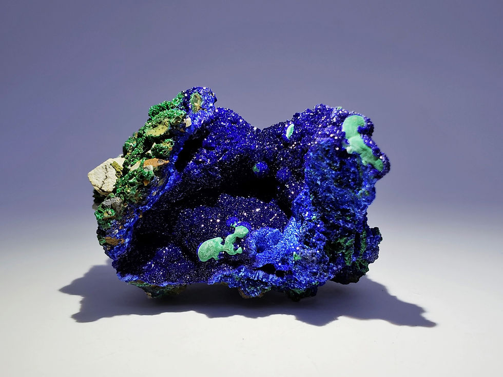 Thumbnail: Collector’s Piece: Azurite and Malachite from Sepon Mine, Laos