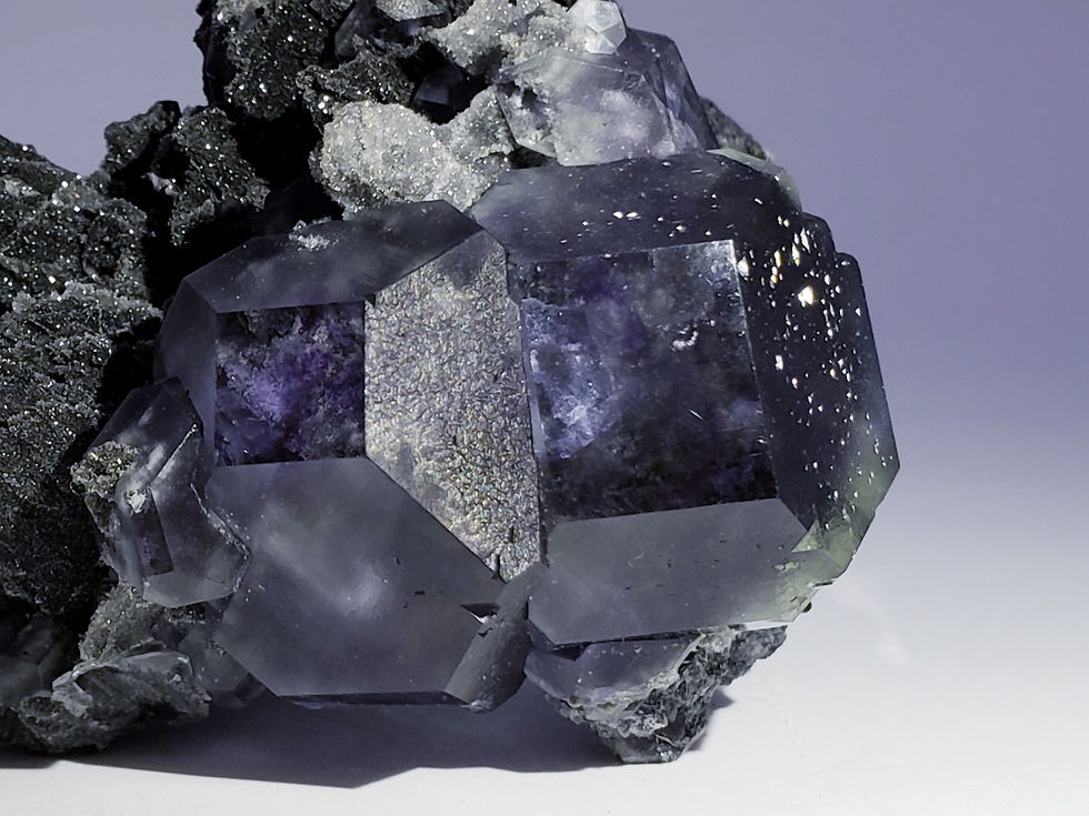 Thumbnail: Collector’s Piece: Fluorite on Quartz from Xiayang Mine, Fujian, China