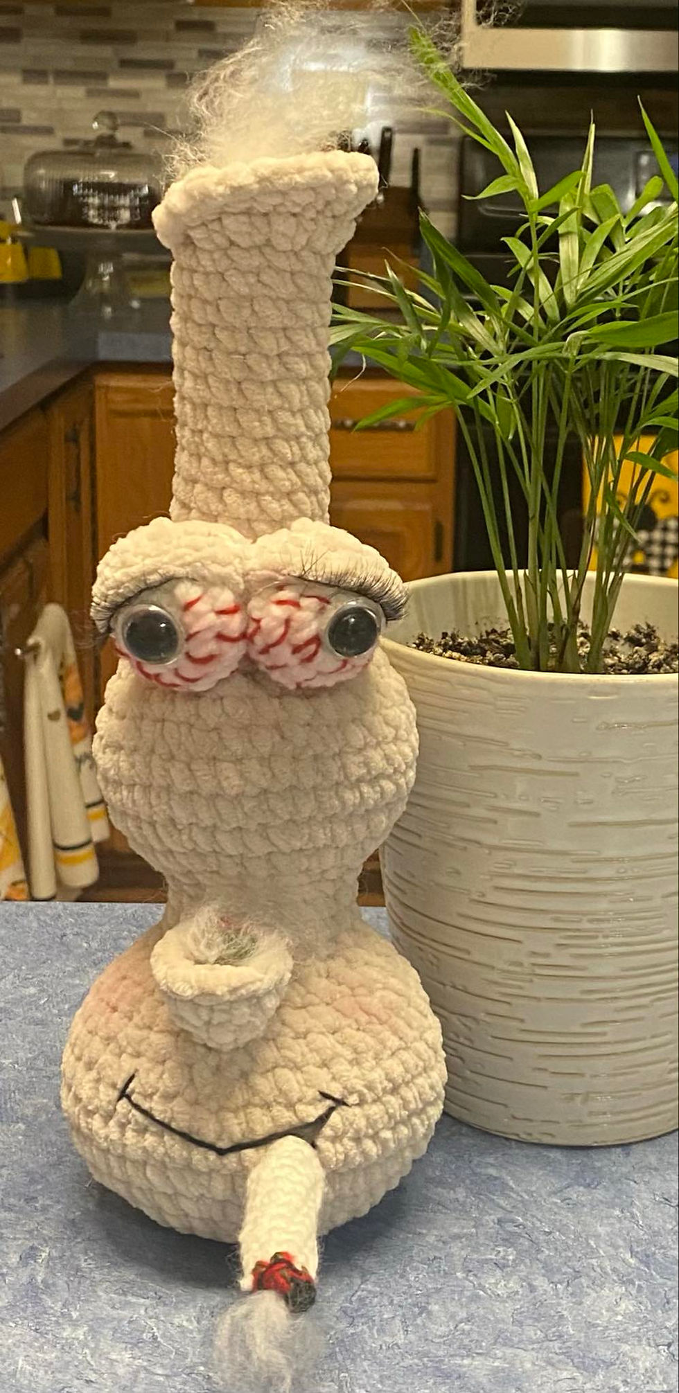 Thumbnail: Bong Bubby/Pal PATTERN