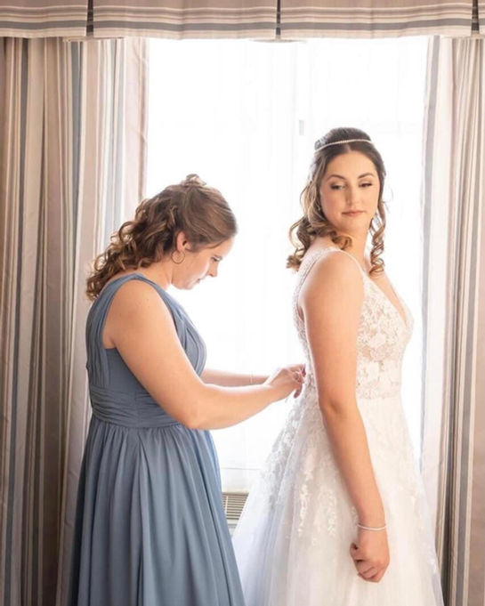 Bride on wedding morning. Bridal Makeup Artist. 