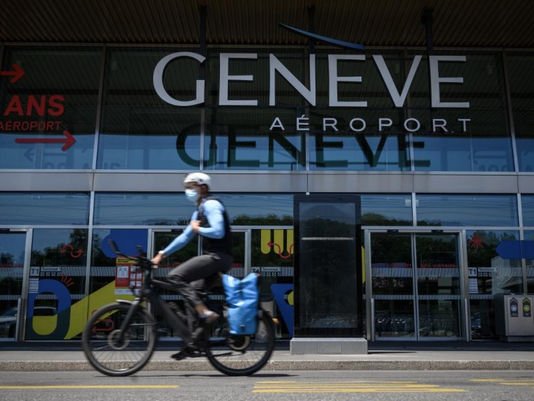 Suisse: Revenir depuis une trentaine de pays impliquera une quarantaine
