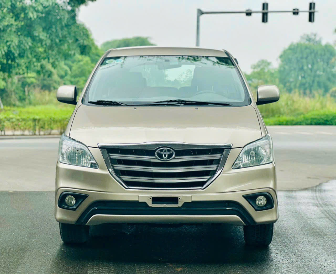 Toyota Inova 2014 AT