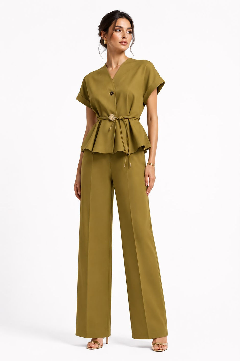 Woman wearing a high waisted Palazzo suit in olive green.