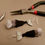 Miniature : paire de boucles d'oreilles pompons 
